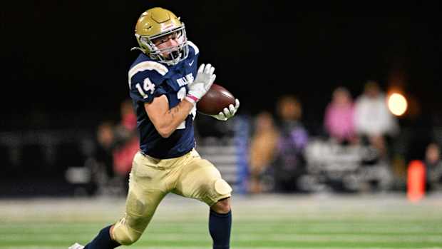 a Silverton West Albany football Oregon October 20 2023 Leon Neuschwander 26